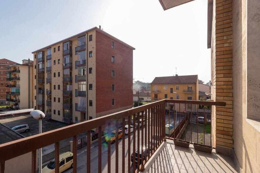 Appartamento A Pochi Passi Dalla Stazione Comodo A Coppie E Famiglie, Casa Ferrucci Collegno Exterior photo