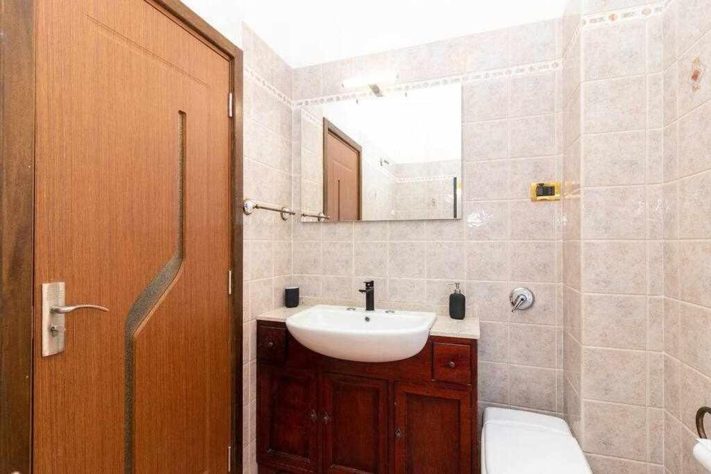 Appartamento A Pochi Passi Dalla Stazione Comodo A Coppie E Famiglie, Casa Ferrucci Collegno Exterior photo